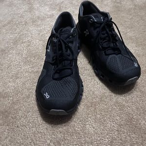 Mens on clouds size 7